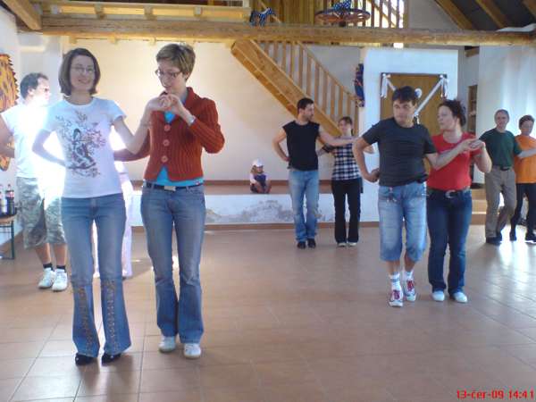 Line Dance v Květuši